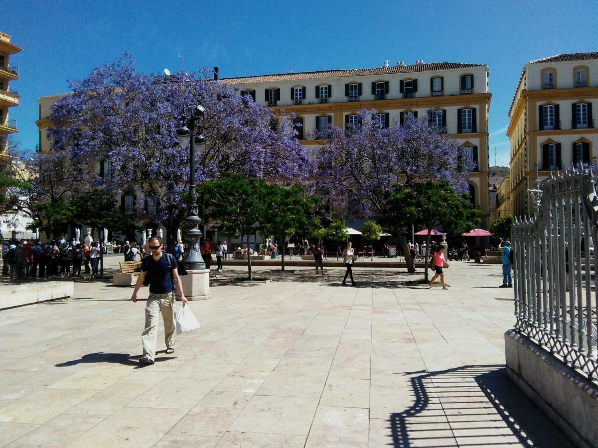 Апартаменти Teatro Cervantes Sigloxxi Малага Екстер'єр фото
